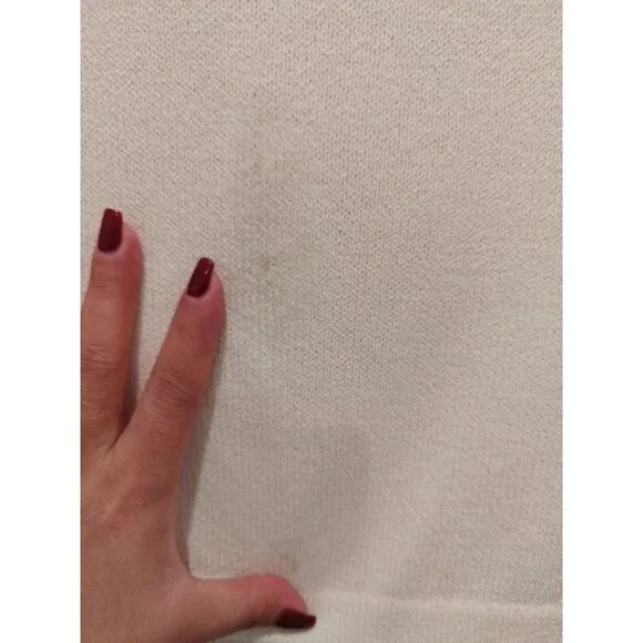 St. John Santana Knit Ivory Crop Length Tank Scoop Neck and Side Slit Top XL - Picture 4 of 12